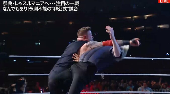 レフェリーが失神