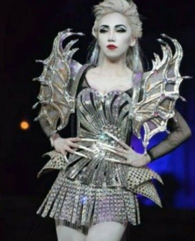 ざわちん「宇宙人的なガガさんを意識」　レディー・ガガの完成度が凄まじすぎると話題に 1枚目