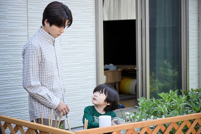 【写真・画像】“美人シタ妻”桜井日奈子が不倫旅行で禁断の“ベッドシーン” 愛人に「私との関係はビジネス？」 『余命3ヶ月のサレ夫』第3話　2枚目