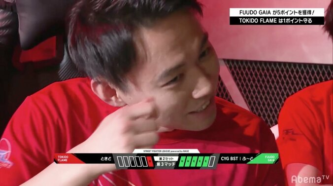 ふ～ど、ときどを撃破し上位進出へ向け前進／ストリートファイターリーグ　powered by RAGE 2枚目
