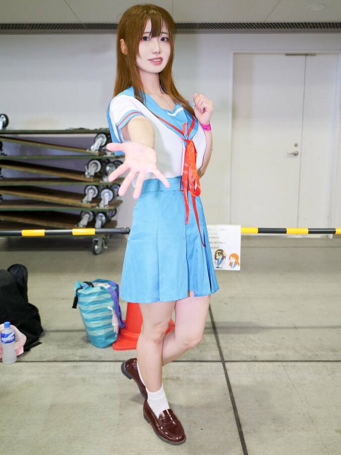 [照片/图片] 8月17日就是……《凉宫春日的忧郁》中的重要日子，SOS团在Comiket现场COSPLAY！ 6