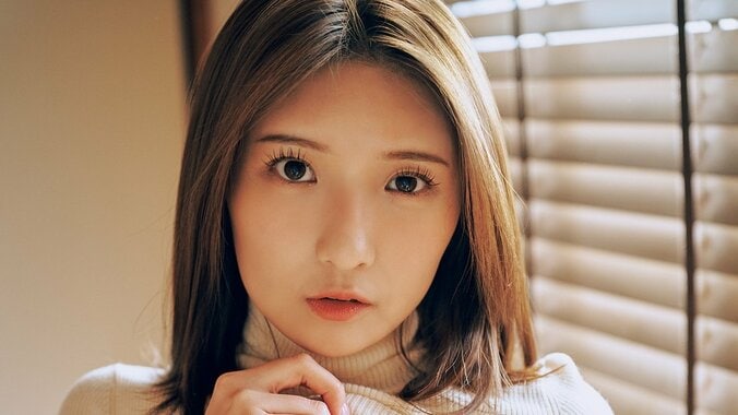 【写真・画像】“軽トラ女子”三田悠貴、海辺の旅館で豊満ボディを大胆開放 『週刊SPA！』登場　1枚目