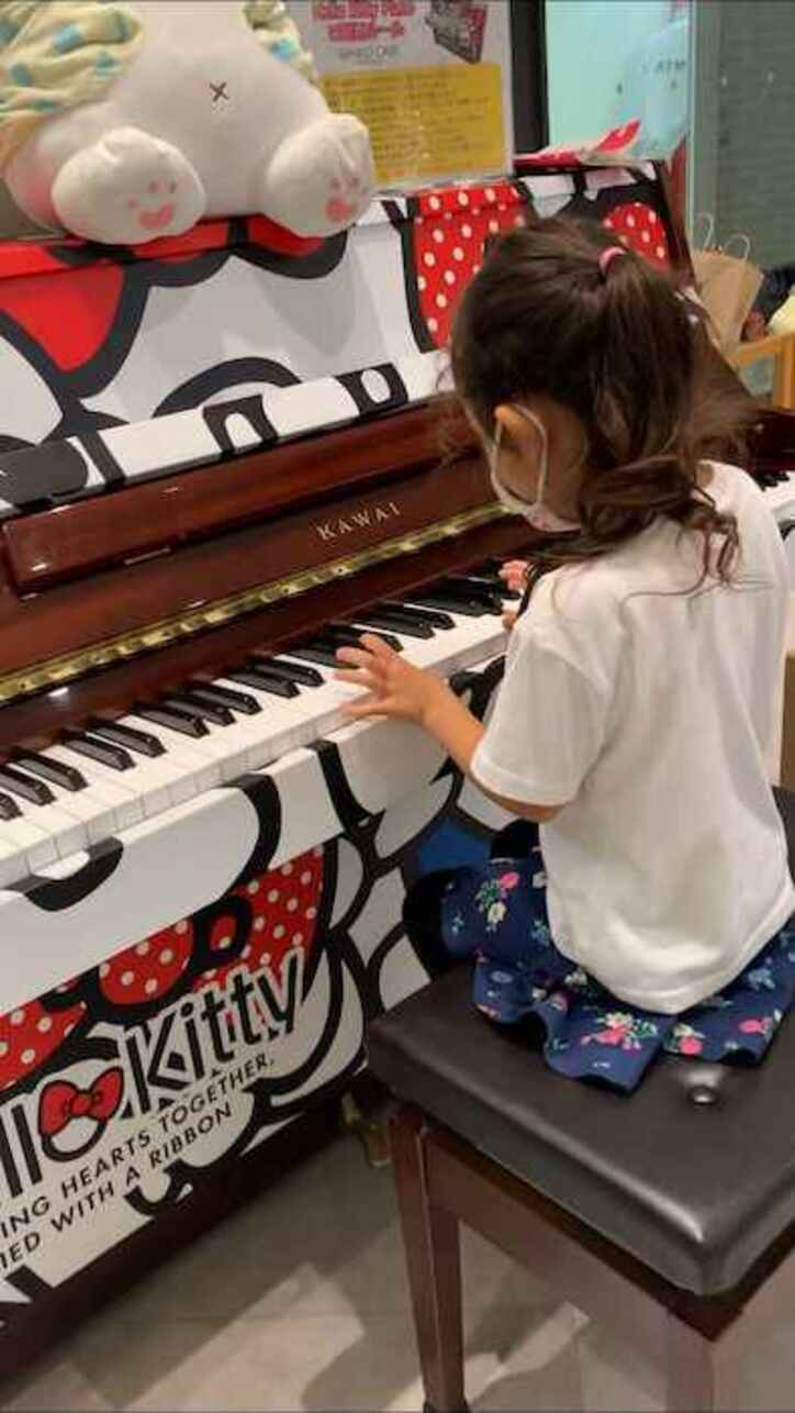  チャンカワイ、長女がカフェのピアノで即興演奏「パパは幸せでした」 