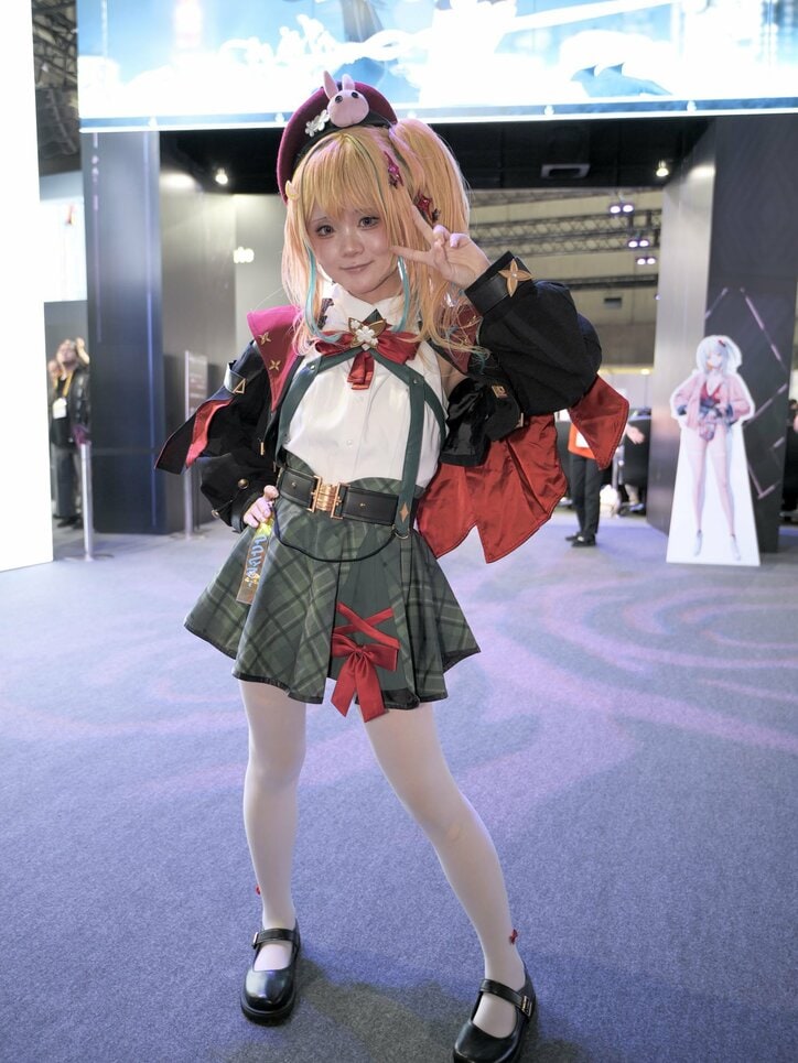 【写真・画像】【TGS2026】出展ブースのコスプレイヤー・コンパニオン一覧｜『ペルソナ4R』『シャンフロ』『マブラヴ』など　26枚目