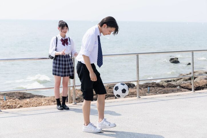 恋愛経験のない可愛すぎるモテモテ高2女子、高3男子とカップルに!「幸せにしたい」熱烈ハグ『今日好き』パタヤ編最終話