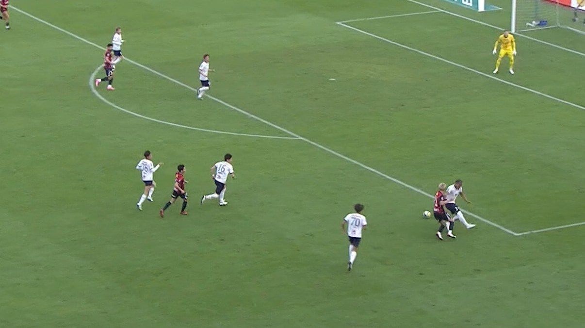 【映像】神業ラインブレイク&魂のラストパス