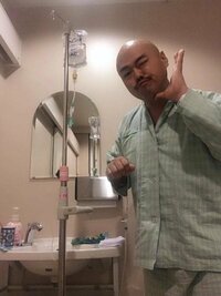 脳動脈瘤の手術を受けたクロちゃん、早期発見の大切さ語る