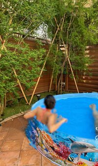 早見優『プール』