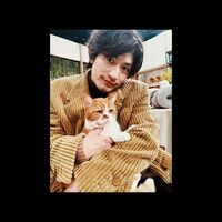 「きゃわゆい」「最高です」三浦春馬が猫の“春馬”を抱くほっこりショットに反響