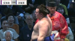 安青錦の“攻め”に若隆景が“慌てた”瞬間 「滅多にないことなのでビックリした」勝負を分けた一瞬の出来事を識者が解説