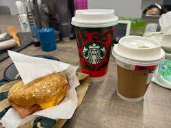  杉浦太陽、現場で支度しながらスタバ堪能「スープが激ウマ」 