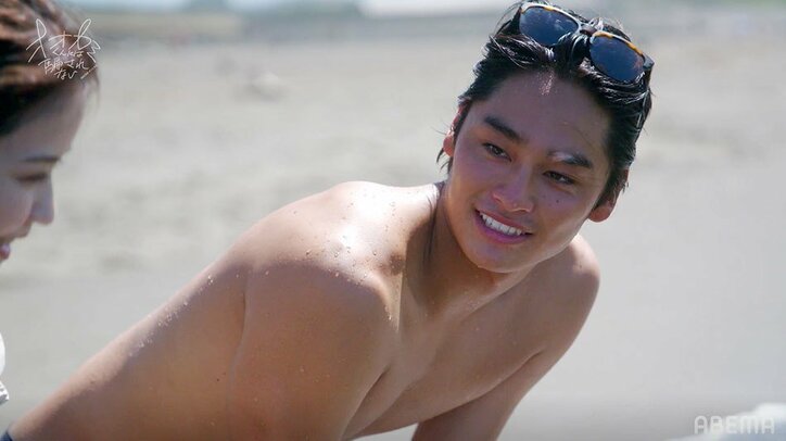 「見てて」佐藤ノアに想いを寄せる平原颯馬、カッコよすぎるサーフィン姿とさり気ないアプローチに神尾楓珠も「大人」と称賛『オオカミくん』第4話