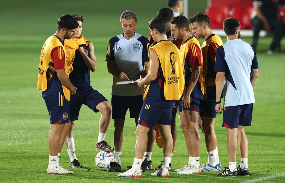 【日本代表プレビュー】運命のスペイン戦、可変可能な3バック採用で全てを出し切りベスト16へ/vsスペイン代表【カタールW杯】