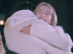 モテモテの人気女性芸人、イケメンK-1選手と告白成立で熱烈ハグ！「もっと知りたい」