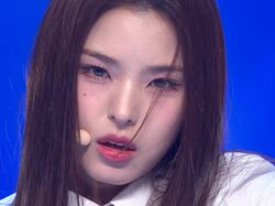 「顔が強すぎる！」日本人練習生マイ、大物プロデューサー指名でデビュー決定！「アイコニックなビジュアルがとても強みに」大絶賛