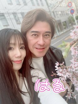 川崎麻世の妻、頬寄せ夫婦ショット＆手作り弁当公開「最高ですね」「美味しそう」の声