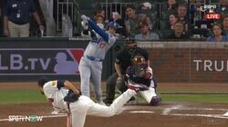 「打球えぐい」大谷翔平、“軽く振って”爆速タイムリーにファン驚愕…元メジャー解説は「本人は軽打のつもり」