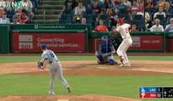 どんなボールだよ！ 一体、何が起きた…！？ 緊急登板した野手の“超スローボール”がヤバすぎる　相手バッターの様子がおかしくなる「二刀流やんw」「70キロ台って」