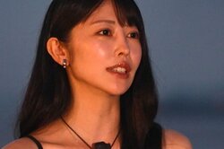 23歳セクシー女優、美脚あらわなミニワンピ姿で年商10億円イケメン社長と二人きりの夜「カッコいいなと思ったし憧れた」