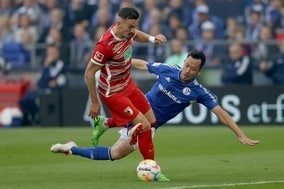 吉田麻也フル出場のシャルケ、今季初の連敗に…アウクスブルクは3連勝