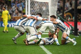 アルゼンチン、PKの激戦を制して36年ぶり3度目の優勝！ メッシは悲願のW杯初制覇！フランスは連覇の夢潰える 得点王はハットトリックのエムバペ
