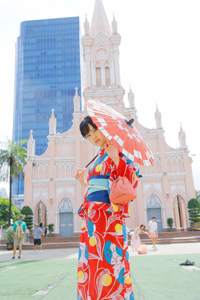 ⼈気声優・⼤⻄亜玖璃、初の水着姿も披露する3年ぶり写真集が11月28日発売 先行カット公開 3枚目