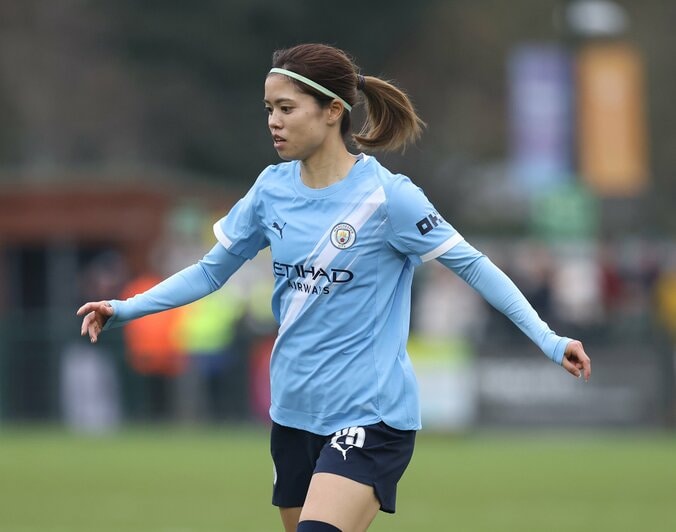 リフティングが世界中で話題の長谷川唯。（C）Getty Images