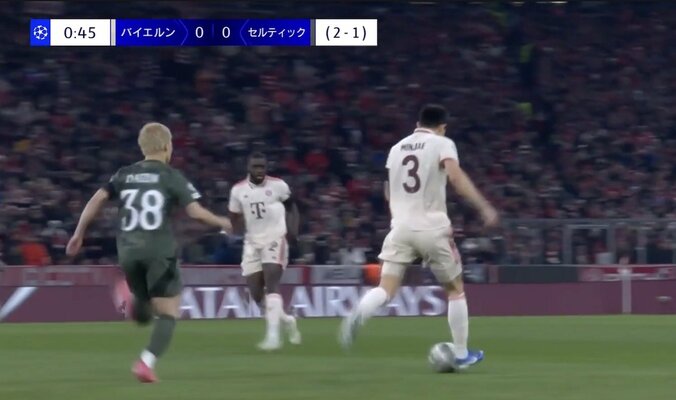 【写真・画像】スタジアム騒然！ 前田大然、爆速スピード→電光石火の“スーパーアシスト”炸裂の瞬間「バケモノかよ」人外の超加速力… ルーズボールに大爆走「エグすぎる」　1枚目