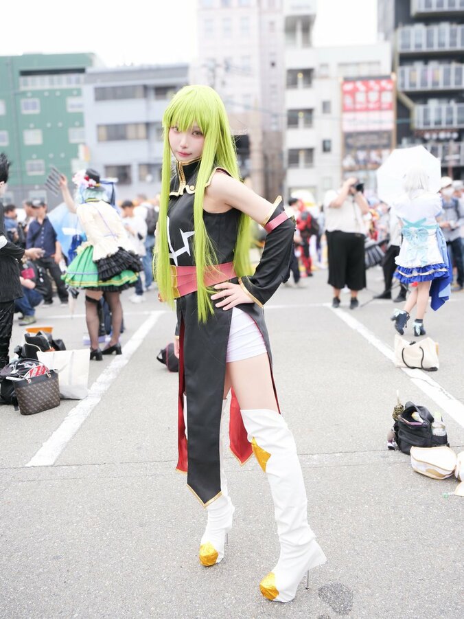 【写真・画像】『コードギアス 反逆のルルーシュ R2』C.C.コスプレ画像　2枚目