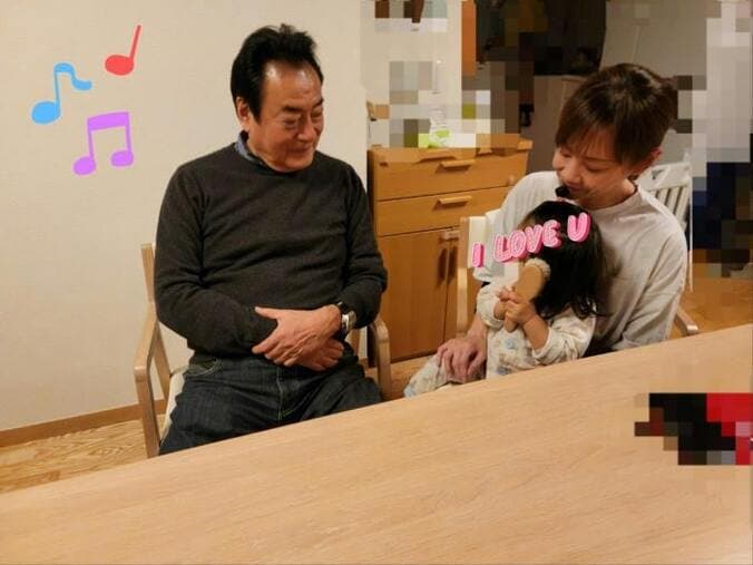  高橋英樹、孫が新しく覚えたこと「日に日に成長する孫ちゃん」  1枚目