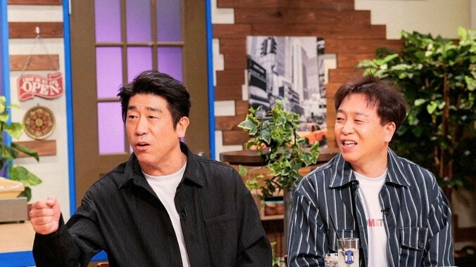 【写真・画像】かまいたち「めっちゃSNSで回ってくる」自身のモノマネに「濱家のはめっちゃ似てる」「山内のは似てる」　1枚目