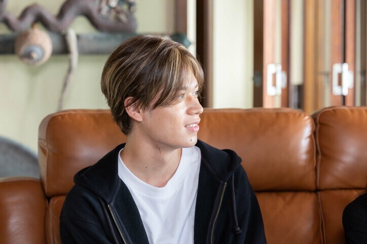 【写真・画像】坂口健太郎似男子が嫉妬心メラメラ!一番気になるスタイル抜群の美女を目の前で他の男子に奪われ…『今日好き』夏休み編2024第2話 4枚目