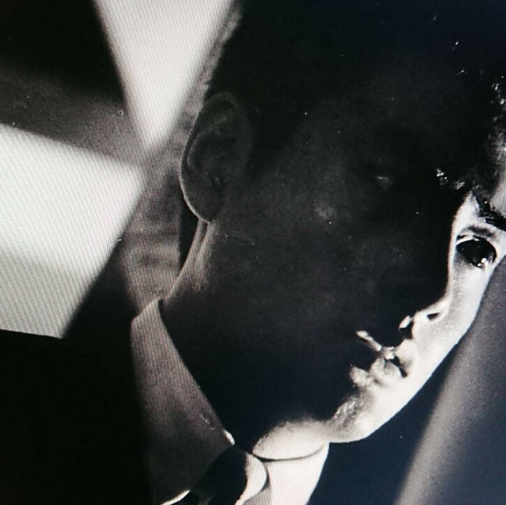 高橋英樹、19歳の頃の写真を公開「カッコイイ」「イケメン」の声