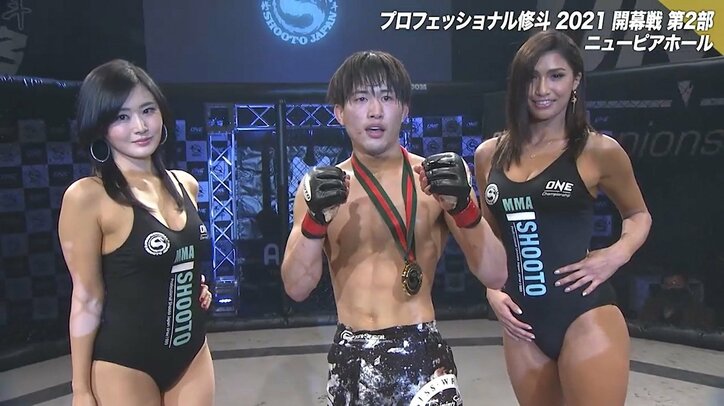 ノーガードの打ち合いで“壮絶“に散る！ 40歳のプロデビュー戦に「負けてカッコイイって最高」反響続々