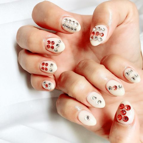 麻雀大好き女優 水崎綾女 華やかなピンズ風ネイルに かわいい 九蓮宝燈狙いたい と反響 ニュース Abema Times