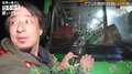 ひろゆき、アフリカで交通事故に遭うも“平常運転” 大破したバスに興味津々「結構ぶっ壊れてますね〜」