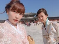 桃『チマチョゴリで街散策！！』