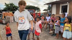 「幼少期、家に帰ると自分のご飯だけが残っていなかった」フィリピンの“ゴミ山”の子どもたちに心を寄せる“破天荒”プロボクサー・中川麦茶の壮絶半生とゴミ山で叶えたい夢