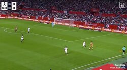 「めっちゃ吸い付いてる」久保建英、テクニカルな“吸い付きドリブル”で相手を翻弄する瞬間「えぐいな」「すごい細かなステップ」