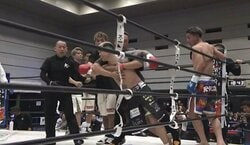 「あぶないあぶない…」地下格出身の33歳“コワモテ”ファイター、衝撃KO負け後に感情あらわ 大会Pも心配の声 19歳ファイターの右ストレートに沈む