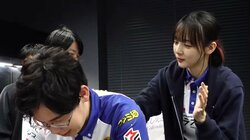 “岡田様”カレンダー参拝＆気合注入のコンボが最強！絶好モデル雀士のご利益が半端ない／麻雀・Mリーグ