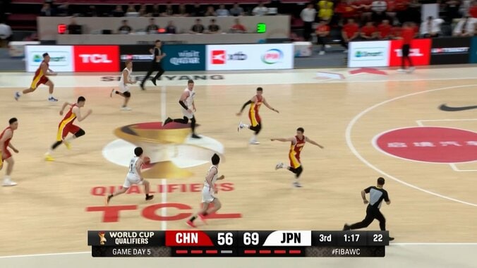 中国選手が大混乱！日本代表PGの“神パス”が脚光「味方同士でぶつかってるやん」「ここしかないコース」【バスケW杯予選】 5枚目