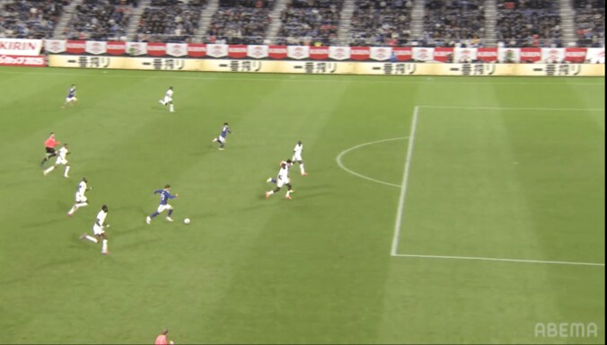 「もはや日本の心臓」佐野海舟の“レベチすぎる先制点演出”にネット騒然！「全盛期のカンテかよ」「プレス、キャリー、パスの全てがえぐい」 3枚目