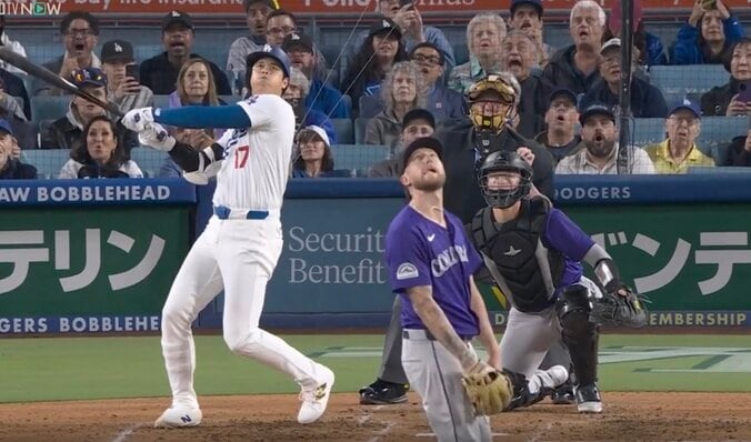 【写真・画像】なんだ、ただの聖人か… 大谷翔平、引退する選手に見せた「神対応」の瞬間　優しすぎる“心遣い”が「人格者すぎる」　1枚目