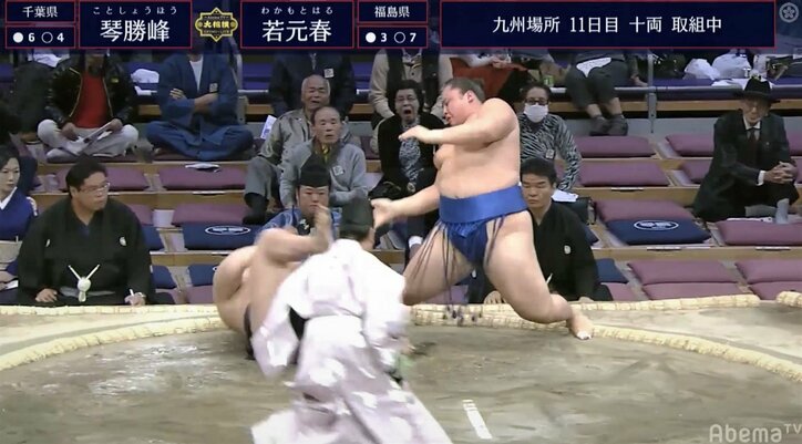 十両の取組で館内を“4度”沸かせた琴勝峰、その度に女性ファンも「口をあんぐり」