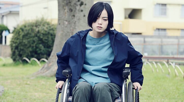 平手友梨奈演じるヒナコの壮絶な過去とは?新場面写真&最新映像公開『ザ・ファブル 殺さない殺し屋』