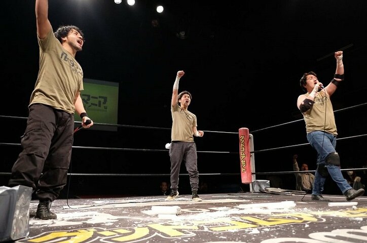 「リングで試合をするだけがプロレスではない」スタッフと選手が流血デスマッチ! DDT映像班主催興行「ベータマニア」のメッセージとは?