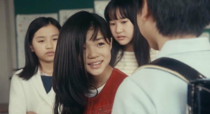 嫌いな女子のおもらし姿を撮影し週刊誌に掲載 眼帯秘書・礼香の小学生時代が明らかに『L 礼香の真実』