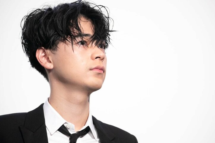 橋本愛、小6時の美少女写真を披露　当時の夢は「給料の高い会社に就職」