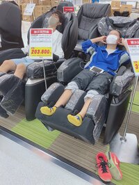 日菜あこ『子ども達からおねだりされた「40万の物」』